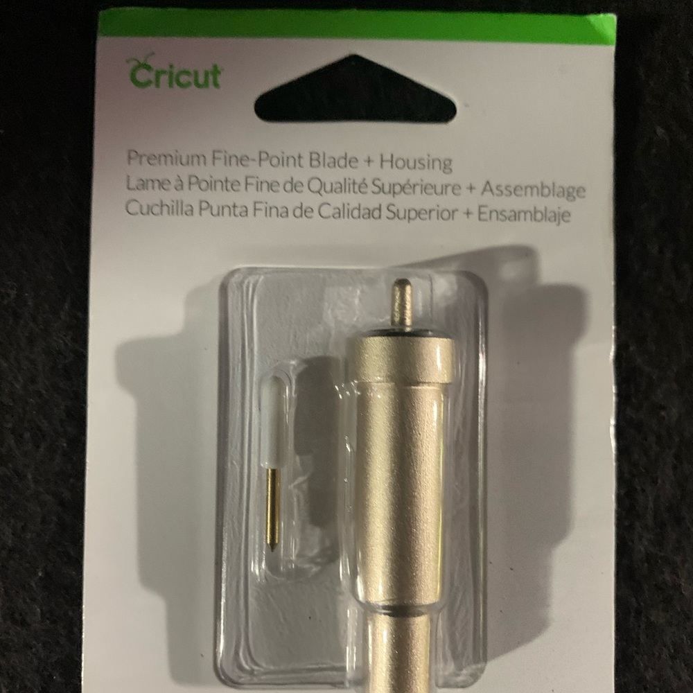 Premium fine point blade and housing Gold
